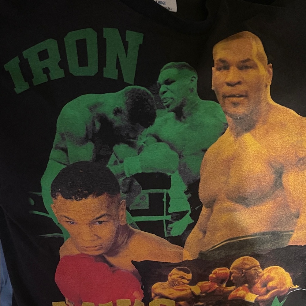 Iron Graphic Short Sleeve Tee - Black/Green